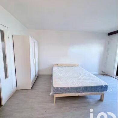 Appartement 3 pièces 230000 €