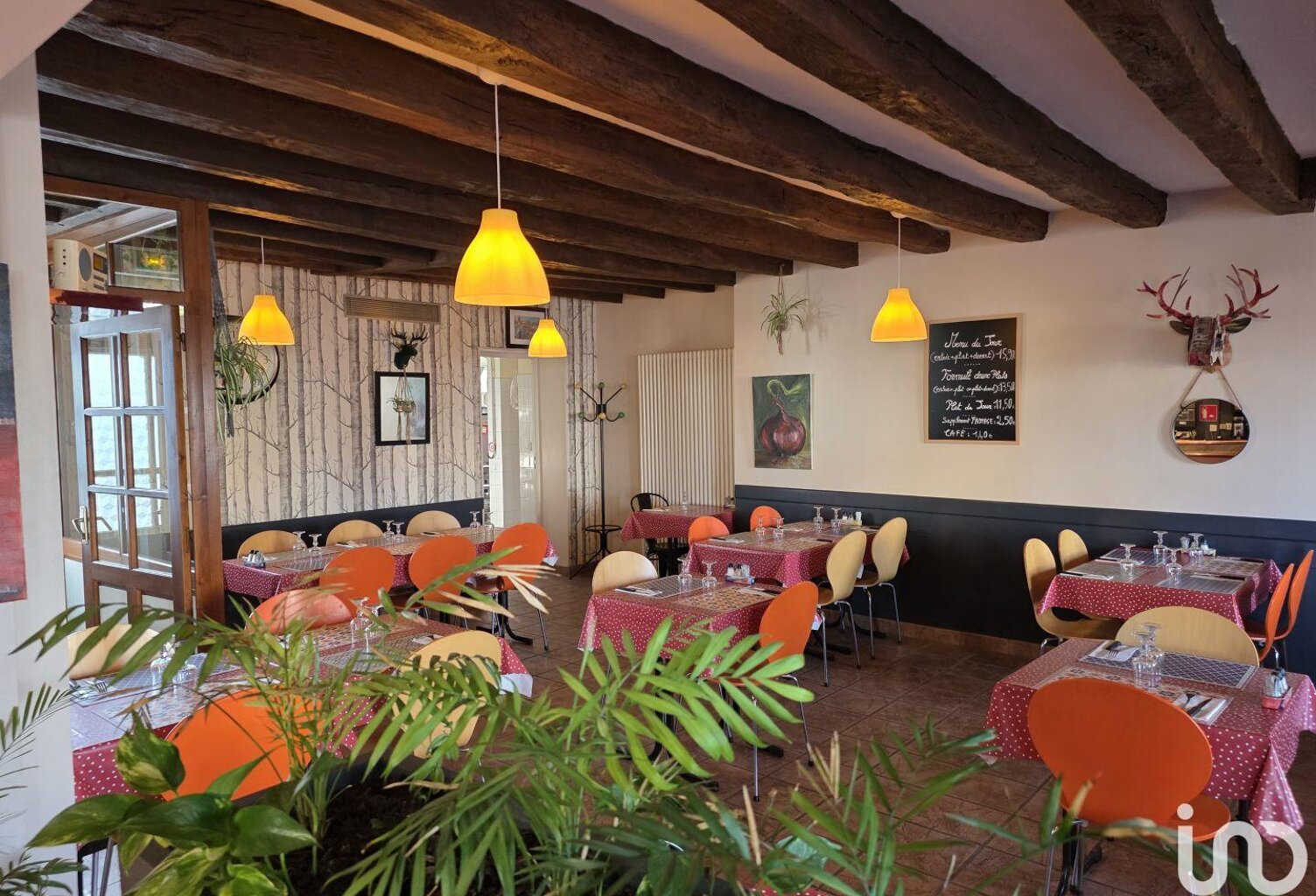Vente Hôtel-restaurant 250 m&sup2; — photo 1