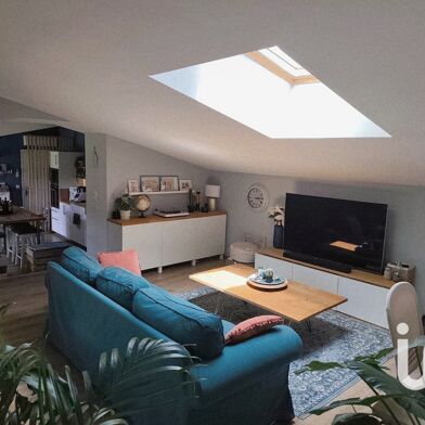 Appartement 4 pièces 210000 €