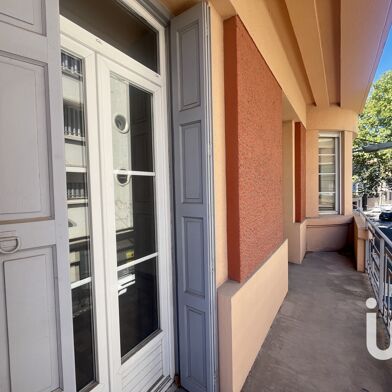 Immeuble  379000 €