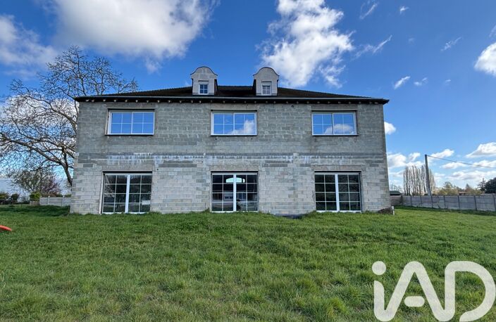 Vente Maison/villa 8 pièces — photo 2