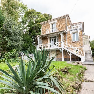 Maison 5 pièces 399000 €