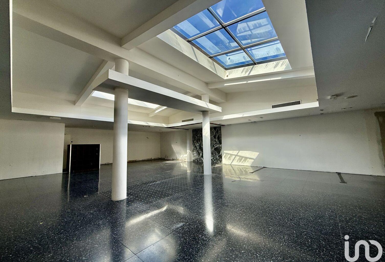 Vente Murs commerciaux 314 m&sup2; — photo 1