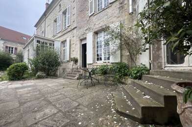 Maison 11 pièces 399930 €