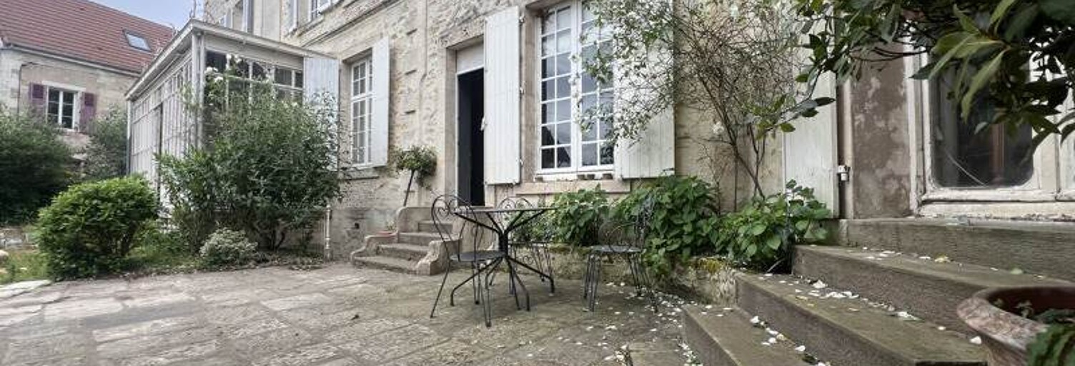 Maison 11 Pièces 304 m² à vendre à Bruère-Allichamps (18200)