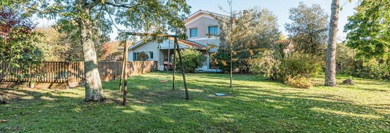 Maison 8 Pièces 200 m² à vendre à Mérignac (33700)