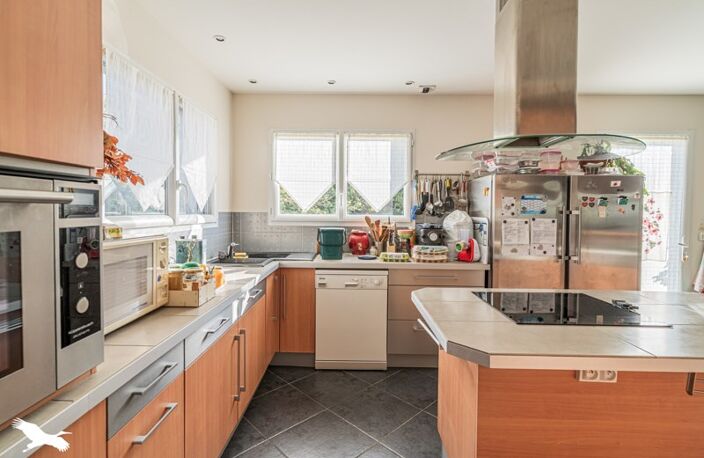 Contemporaine de 8 pièces principales — photo 5