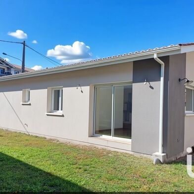 Maison 4 pièces 400500 €