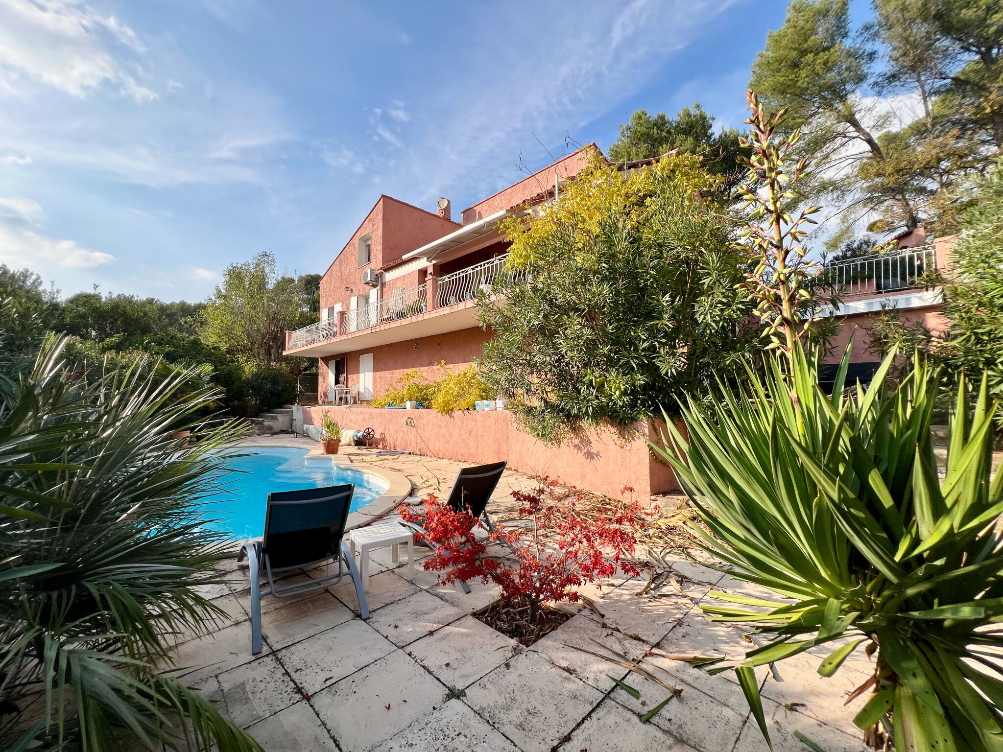 Villa / Maison  T6 à vendre Destrousse (La) 13112