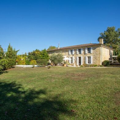 Maison 9 pièces 999990 €