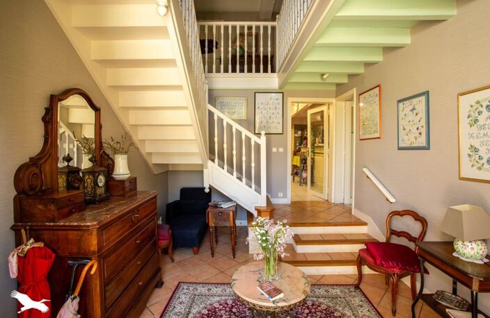 Maison en pierre de 9 pièces principales — photo 2