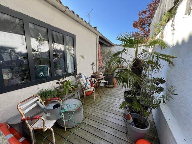 Maison de ville de 5 pièces principales — photo du bien