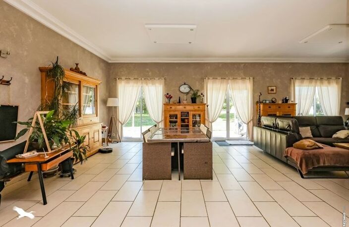 Villa de 5 pièces principales — photo 3