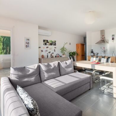 Appartement 3 pièces 262400 €