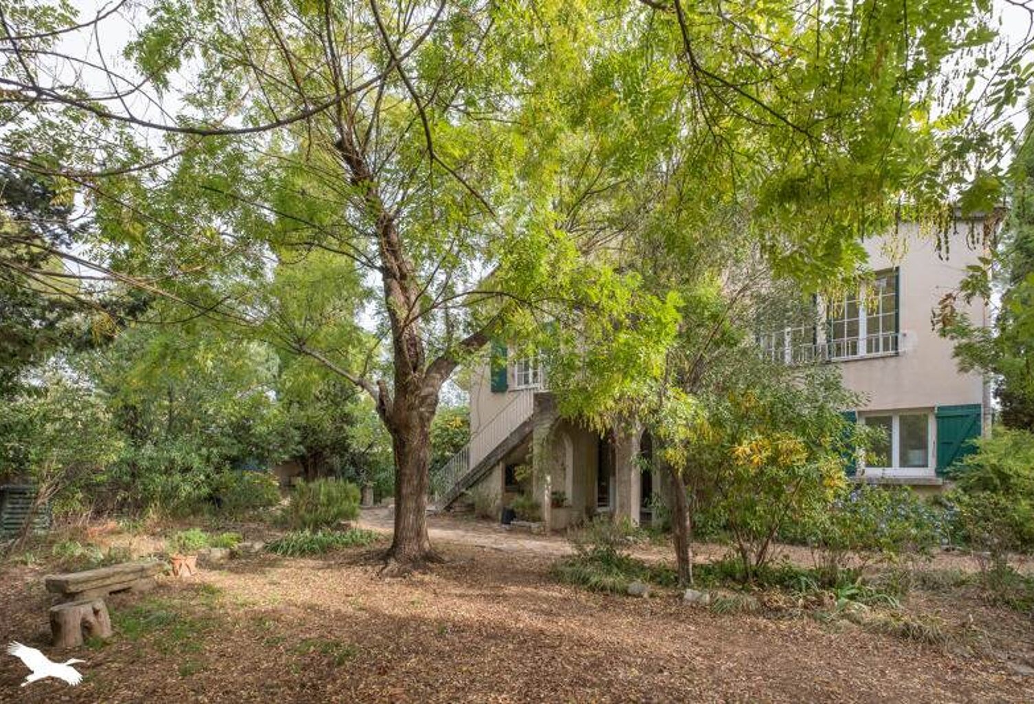 Villa de 10 pièces principales — photo 1