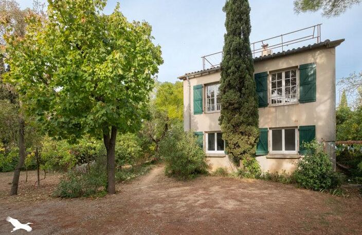 Villa de 10 pièces principales — photo 3