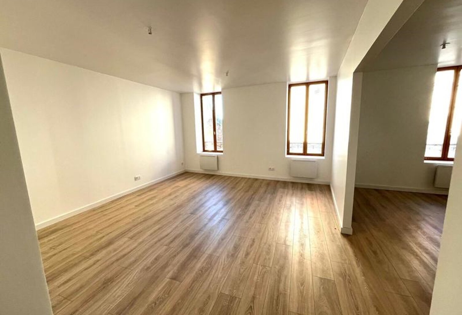 Vente immeuble   Graulhet (81300) — photo 1