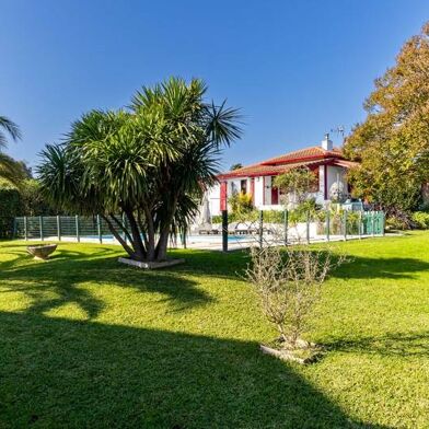 Maison 5 pièces 780000 €