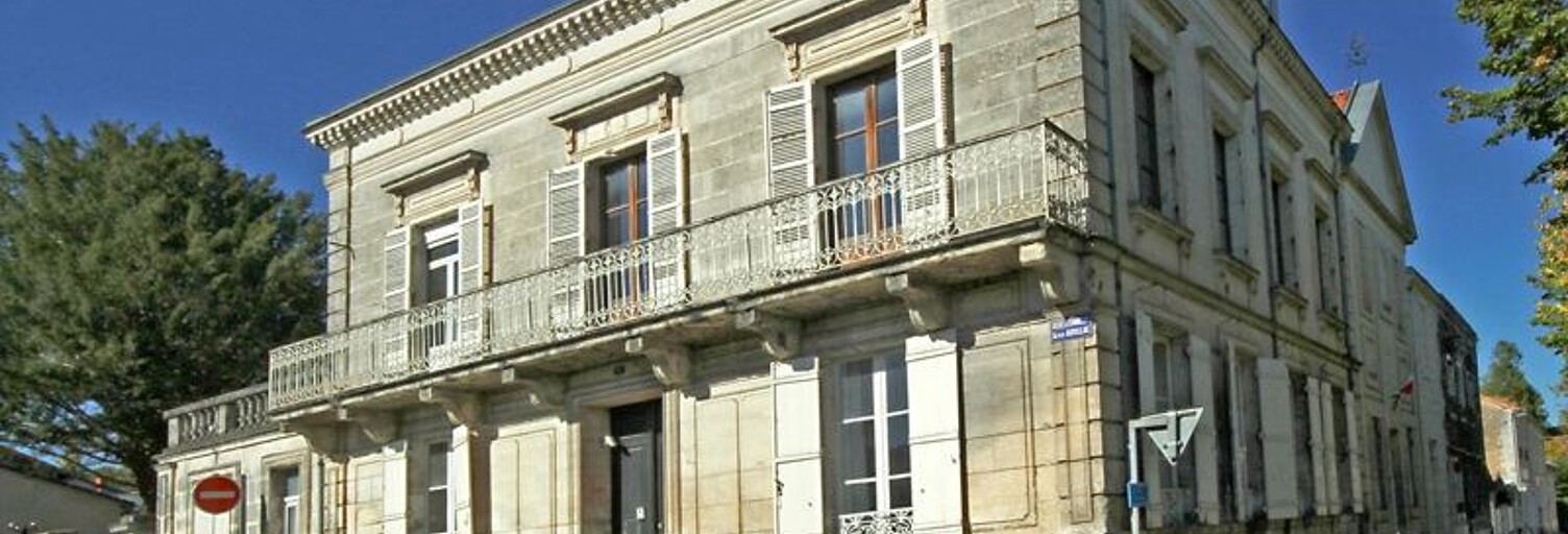 Maison 12 Pièces 278 m² à vendre à Ribérac (24600)