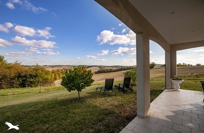 Contemporaine de 6 pièces principales — photo 2
