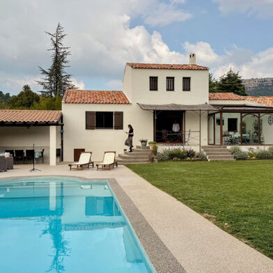 Maison 5 pièces 710000 €