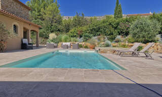 Maison 4 Pièces 140 m² à vendre à Châteauneuf-le-Rouge (13790)