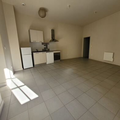 Appartement 3 pièces 709 €