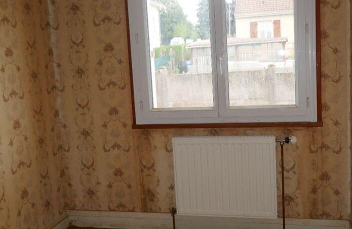 Vente maison 4 pièces 101 m² Saint-Gaultier (36800) — photo 4
