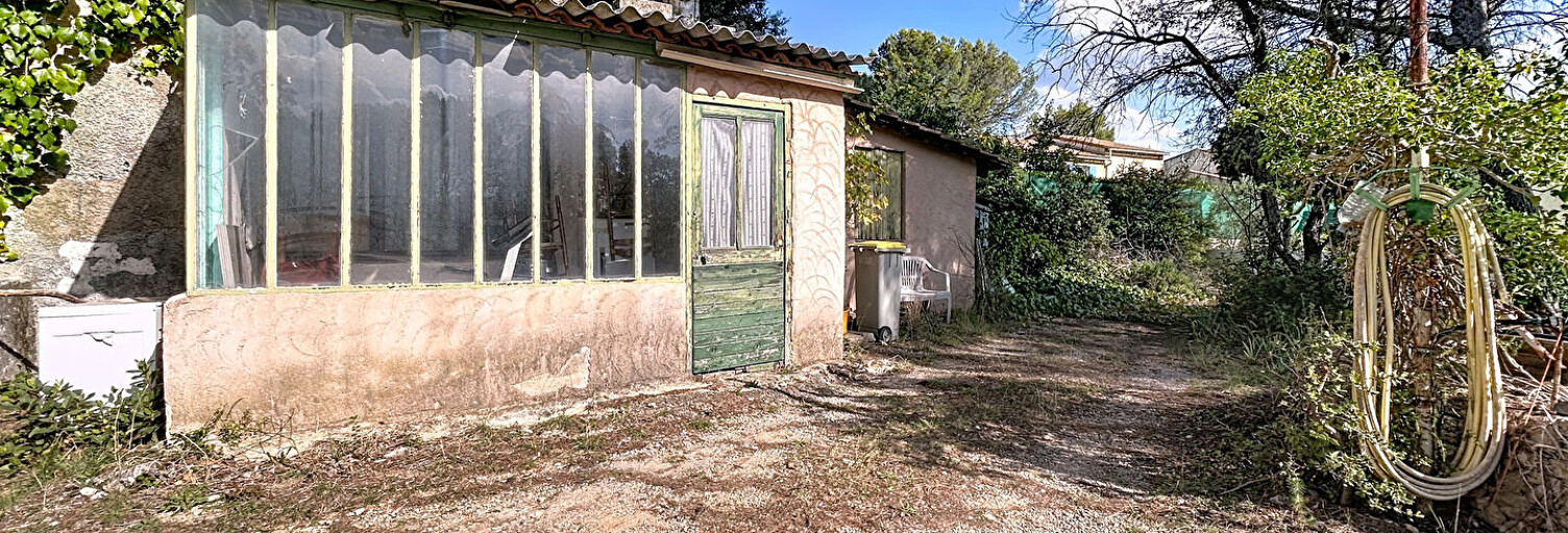 Terrain  1000 m² à vendre à Lambesc (13410)