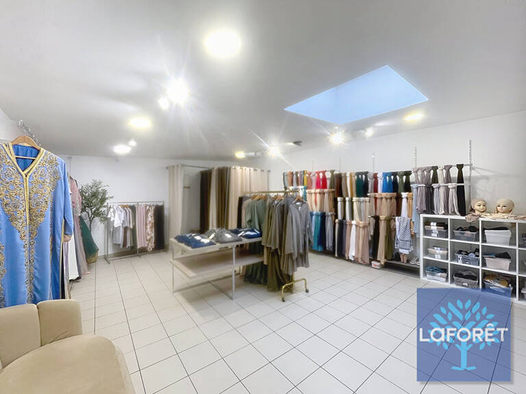 Fonds de commerce boutique de mode  80 m2 Anzin — photo 1