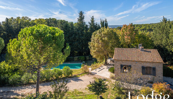 Villa / Maison 8 pièces  à vendre Aix-en-Provence 13090