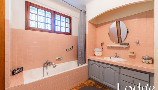 Villa / Maison 8 pièces  à vendre Aix-en-Provence 13090