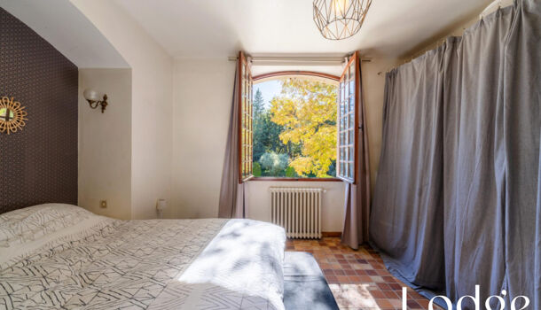 Villa / Maison 8 pièces  à vendre Aix-en-Provence 13100