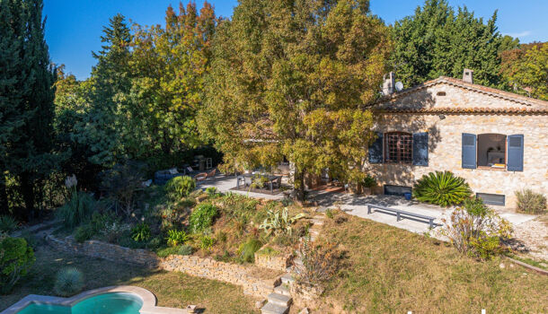 Villa / Maison 8 pièces  à vendre Aix-en-Provence 13100