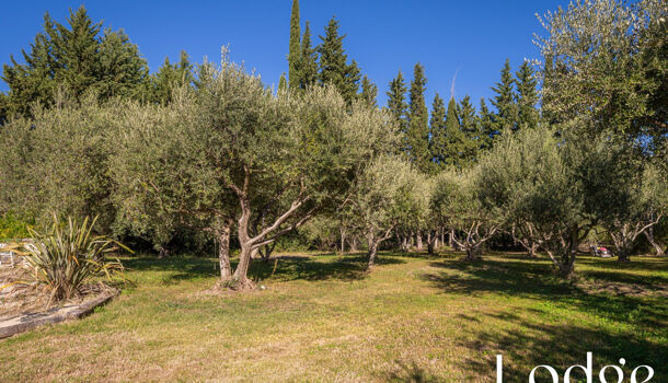 Villa / Maison 8 pièces  à vendre Aix-en-Provence 13100