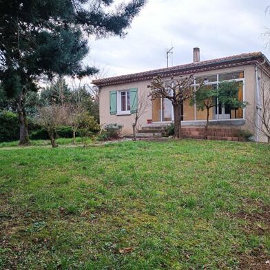 Maison 4 pièces 910 €