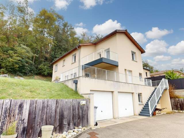 A vendre – Spacieuse maison familiale 4 chambres + bureau — photo du bien
