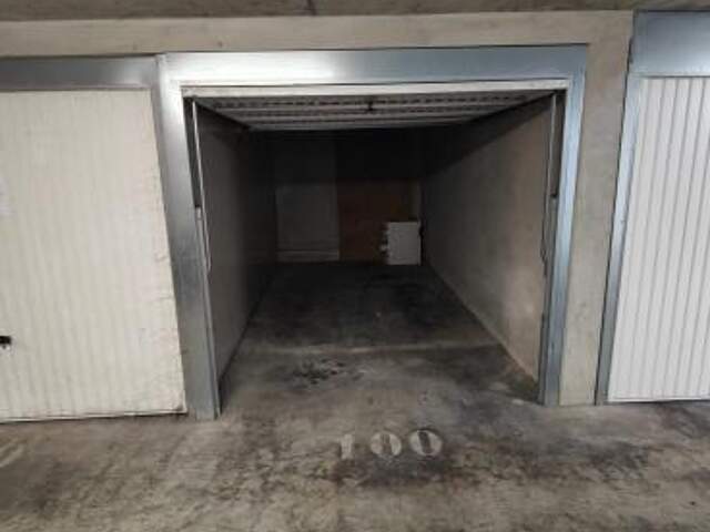 Parking à vendre — photo du bien