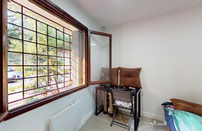 Bureau à vendre à La Trinité  avec stockage et double parking — photo 3