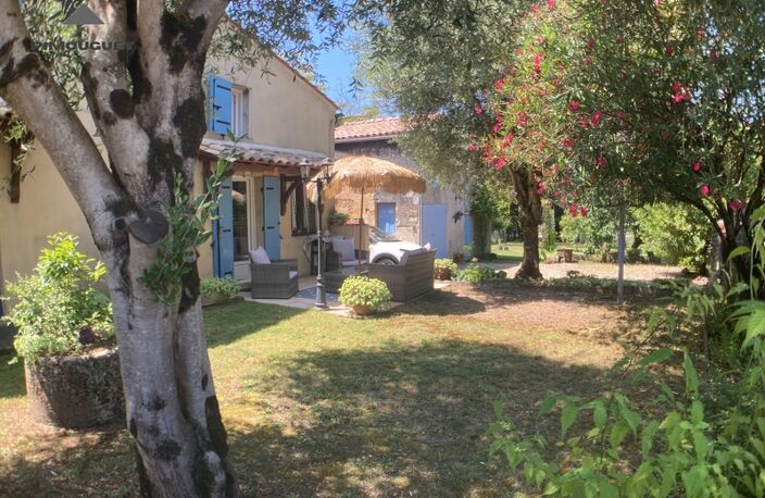 Maison en Pierre de Charme - Plus de 100 m² - Jardin - Proche de VIGNONET (33) — photo 2