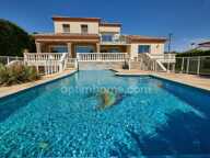 BOUZIGUES – Villa 250 m², vue étang, piscine à débordement, appartement indépendant — photo 3