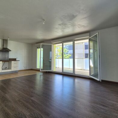 Appartement 4 pièces 225000 €