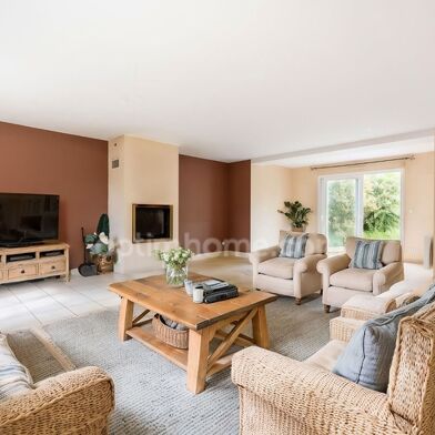 Maison 6 pièces 369000 €