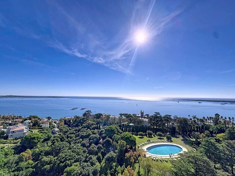 CANNES CALIFORNIE – ROOFTOP D'EXCEPTION – VUE MER PANORAMIQUE — photo 1