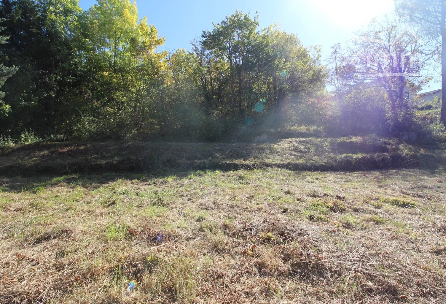 A vendre un terrain constructible de 638m² — photo 1
