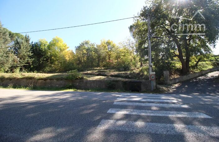 A vendre un terrain constructible de 638m² — photo 5