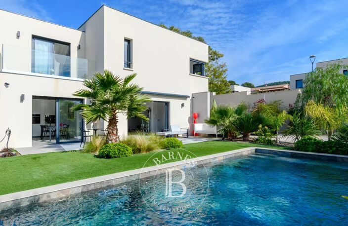 VENTE - MARSEILLE - 13009 - MAZARGUES - MAISON CONTEMPORAINE NEU — photo 3
