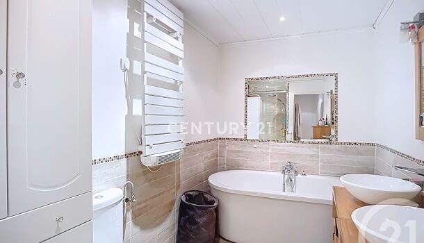 Villa / Maison 4 pièces  à vendre Roquevaire 13360