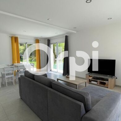 Maison 4 pièces 1300 €