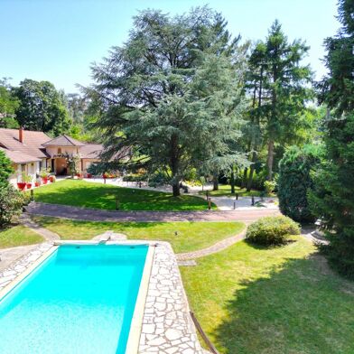 Maison 9 pièces 1650000 €